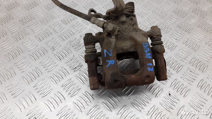 Суппорт тормозной задний правый Skoda Octavia A5