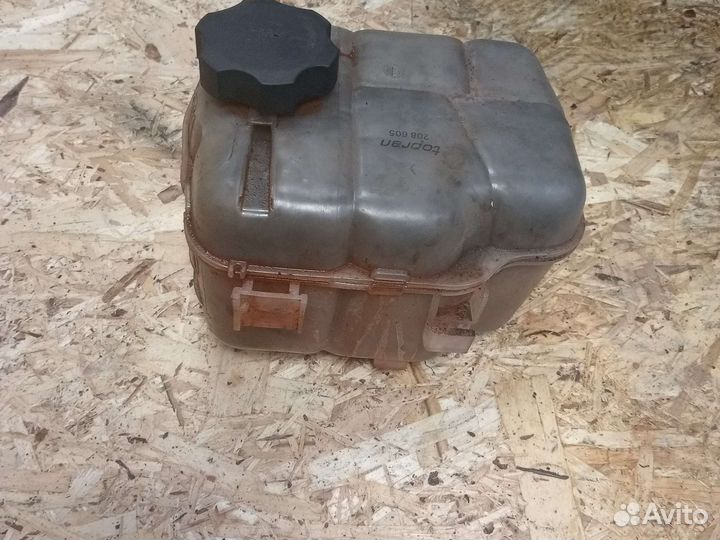Расширительный бачок Chevrolet Cruze