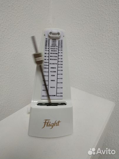 Метроном механический