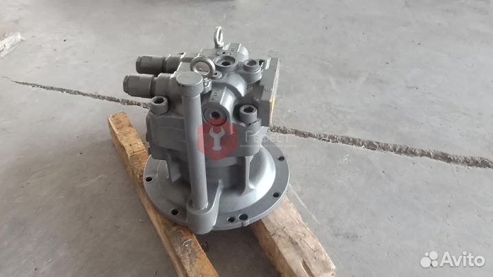 Гидромотор редуктора поворота ZX250LCH-5G 4625367