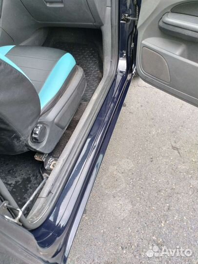 Ford Focus 1.4 МТ, 2007, 170 000 км