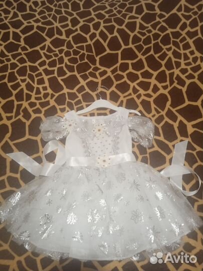 Платье для девочки новогоднее