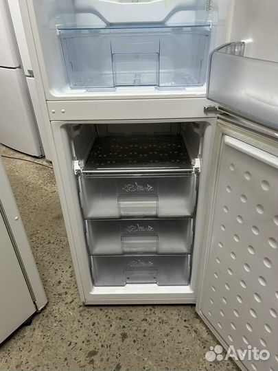 Холодильник Beko (54см узкий) 2 метра