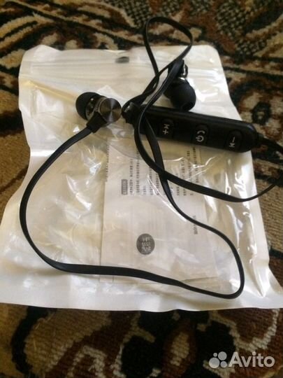 Беспроводные наушники
