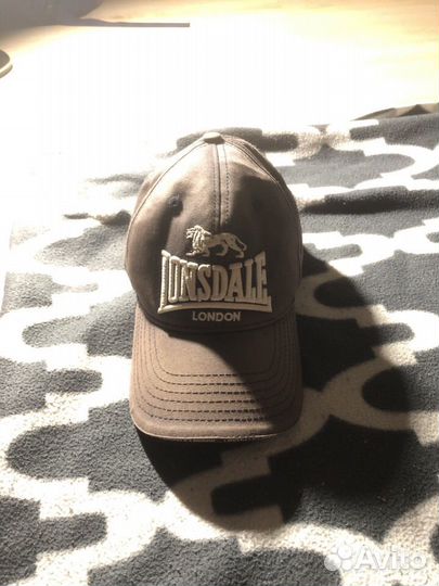Бейсболка lonsdale