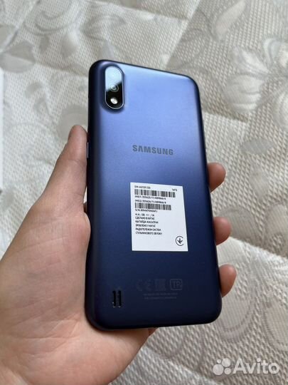 Телефон Samsung A01