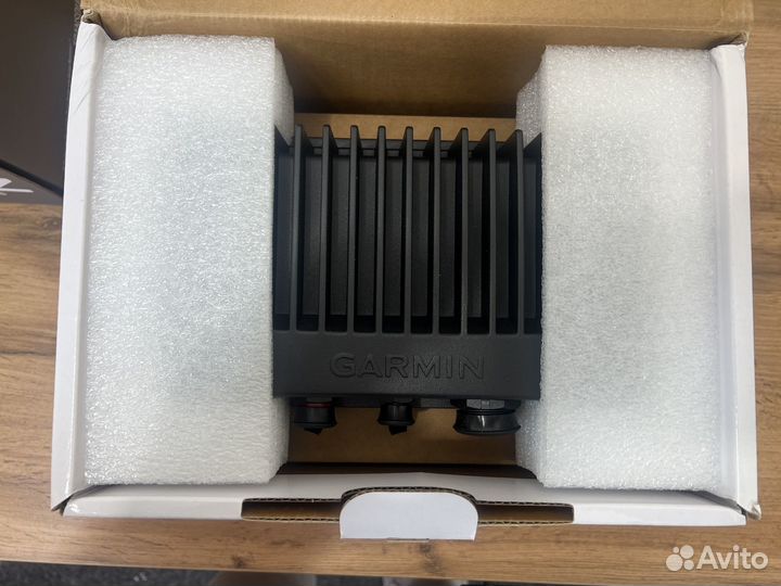 Garmin Echomap UHD2 93sv Panoptix LiveScope LVS32