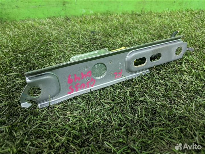 Датчик airbag передний левый Toyota Harrier GSU35