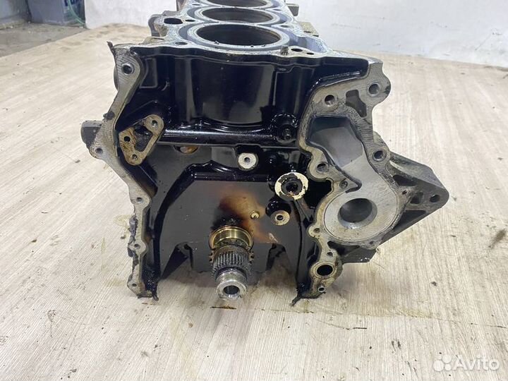 Блок двигателя Mitsubishi Colt Z30 (2002—2012) Z21