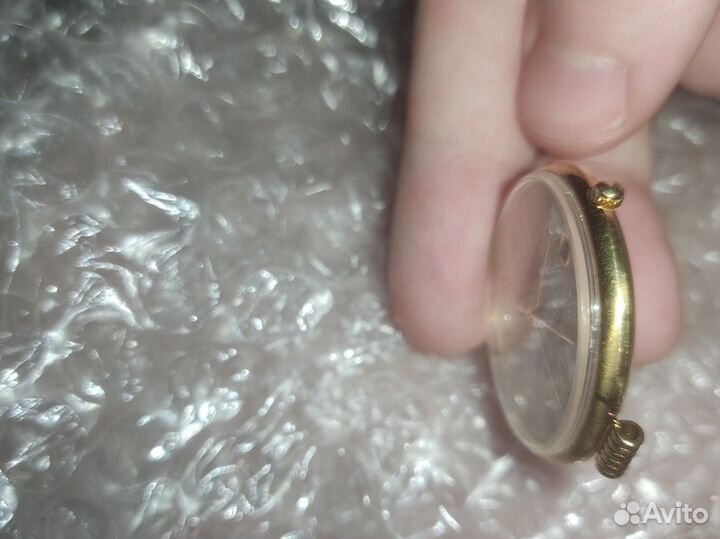 Золотые швейцарские часы 750 (9гр золота)