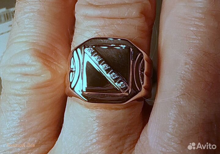 Печатки кольца золотые новые 20 размер