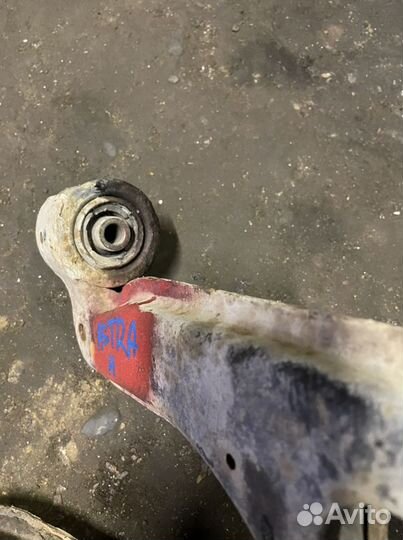 Opel astra H GTC рычаг передний