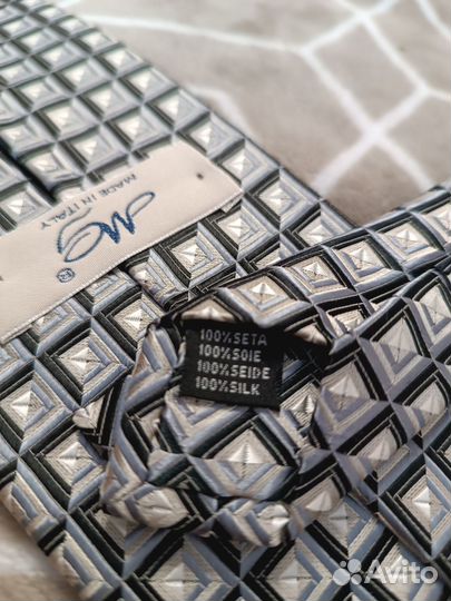 Шелковый итальянский галстук