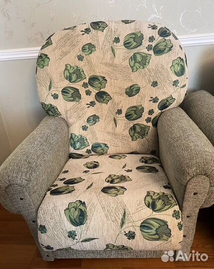 Диваны и холлы бу