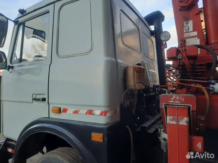 МАЗ 6303 с КМУ, 1999