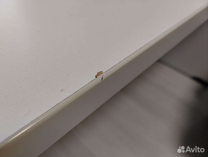 Письменный стол