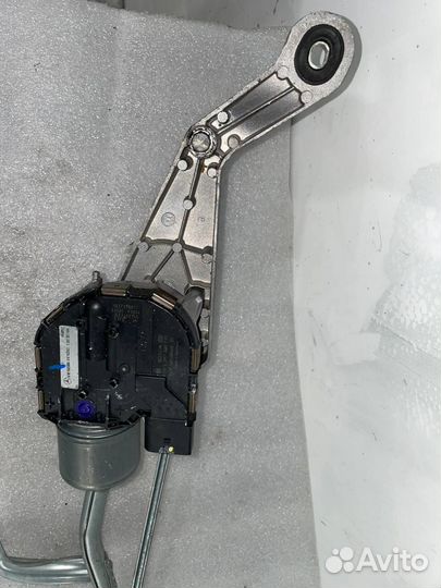 Трапеция стеклоочистителя Mercedes-Benz C-Класс