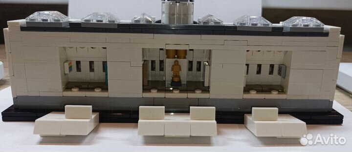 Лего architecture Trafalgar Square 21045