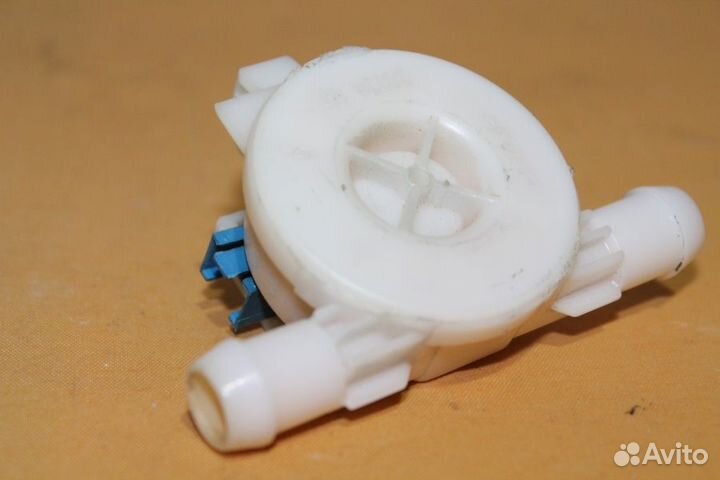 Расходомер воды Whirlpool 481227128522 бу. 5044