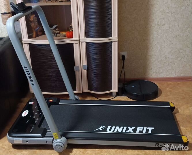 Беговая дорожка UnixFit R-280