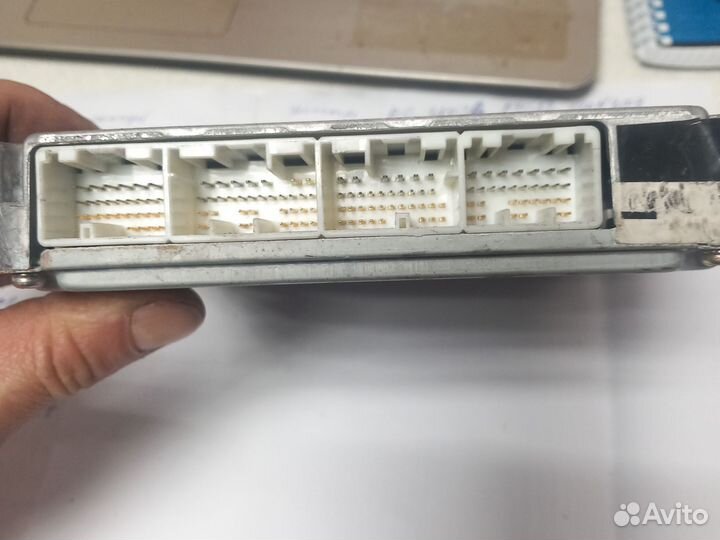 Блок управления двигатель 8966121400