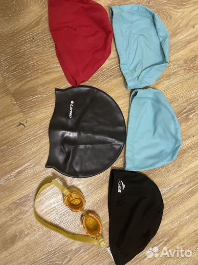 Шапочки для плавания детские и очки