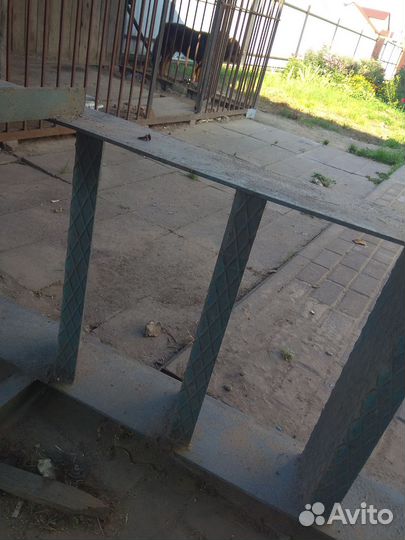 Металлическая лестница