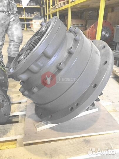 Редуктор поворота Volvo EC290LR