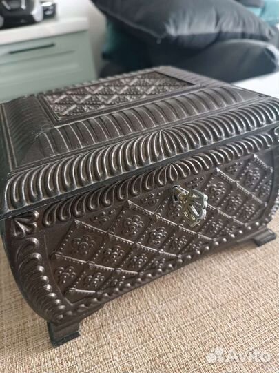 Шкатулка для ювелирных украшений