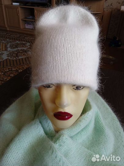 Комплект шапка и бактус пряжа пух норки