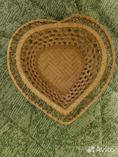 Хлебница соломенная