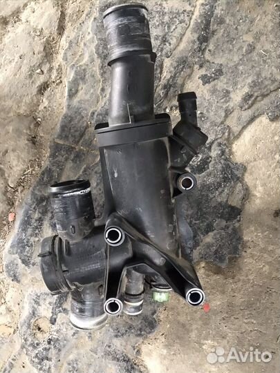 Корпус термостата Форд