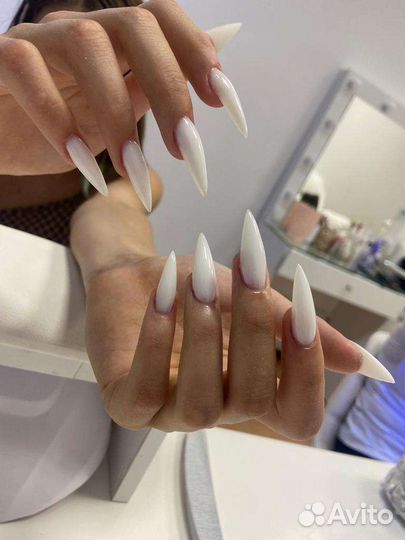 Нарашивание ресниц Нарашивание ногтей Маникюр