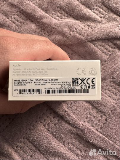 Зарядка на iPhone оригинал 20w