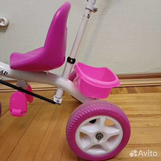 Трехколесный велосипед