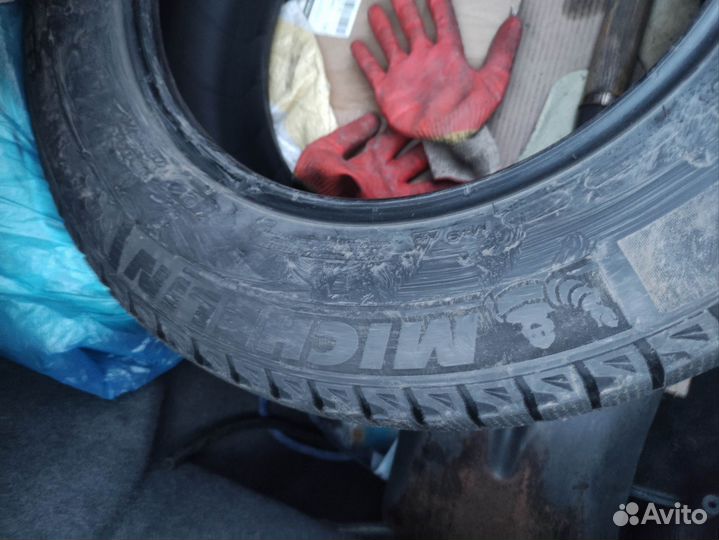 Michelin Latitude X-Ice 235/60 R16 100T