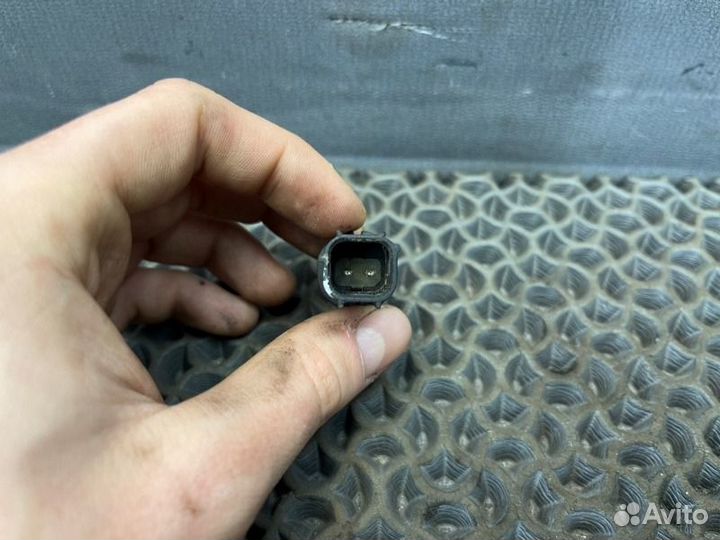 Датчик температуры впускного воздуха Chrysler