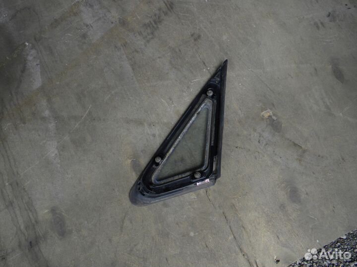 Хендай Ай 30 Форточка задняя разбор