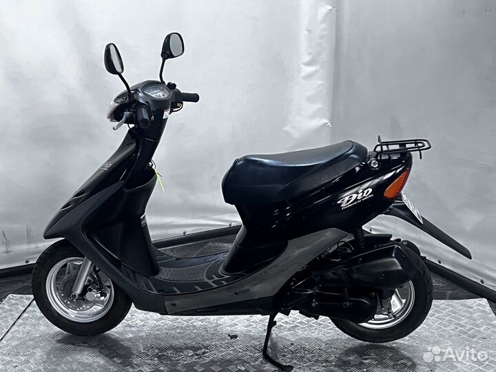 Скутер Honda Dio