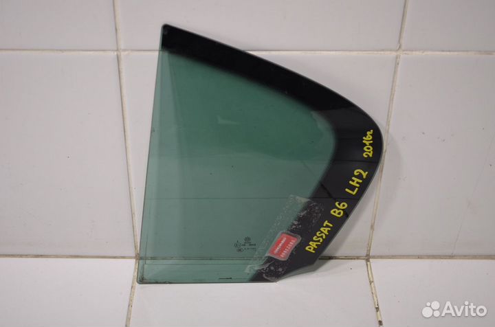 Стекло двери заднее левое Volkswagen Passat B6 2.0