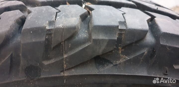 Bridgestone Dueler A/T 265/70 R15