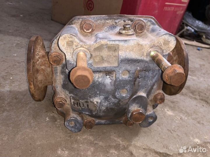 Редуктор задний Mitsubishi Space Wagon N94W 4G64