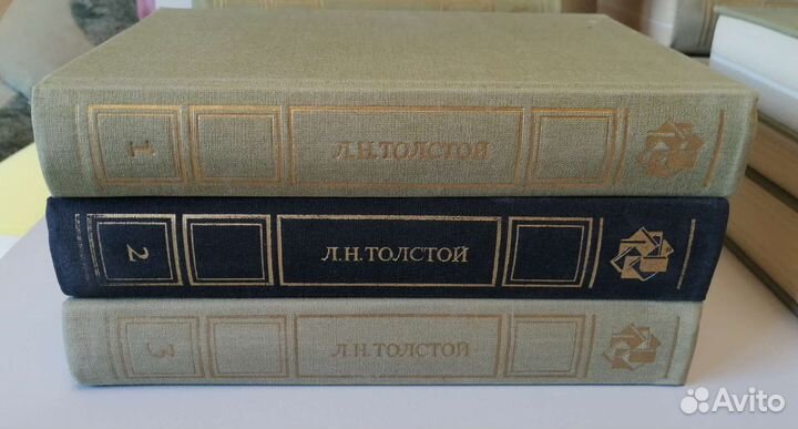 Книги серия