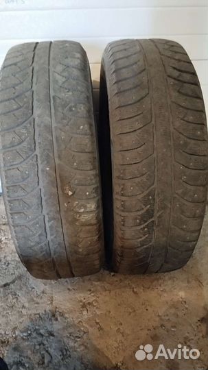 Bridgestone Blizzak LT 235/65 R17