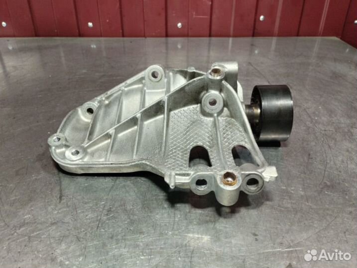 Кронштейн компрессора кондиционера Bmw 7 Series