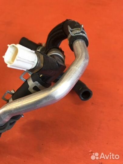 Патрубок системы охлаждения Toyota Prius ZVW50