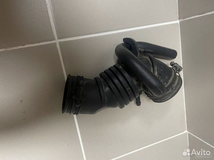 Патрубок воздушного фильтра Hyundai Getz