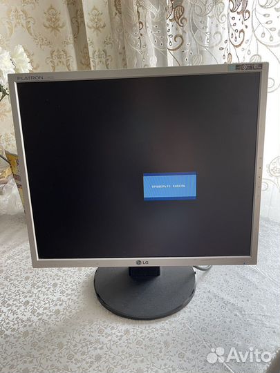 Монитор LG Flatron L1952S 19’
