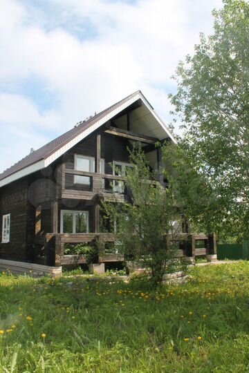 Дом 167 м² на участке 16,8 сот.