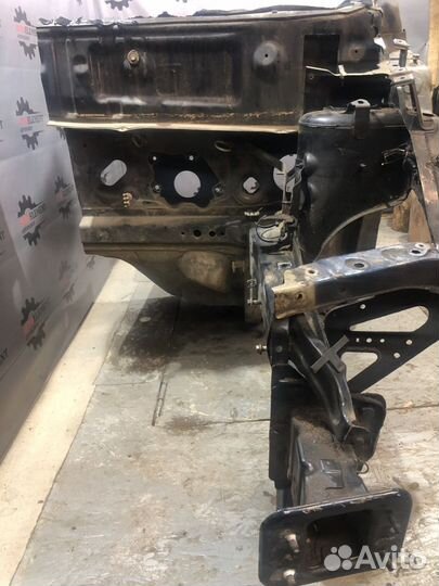 Четверть передняя левая Nissan Note E11